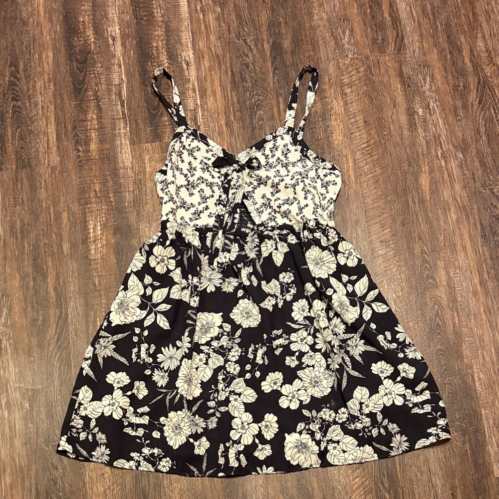 Floral Black and White Women’s Dress